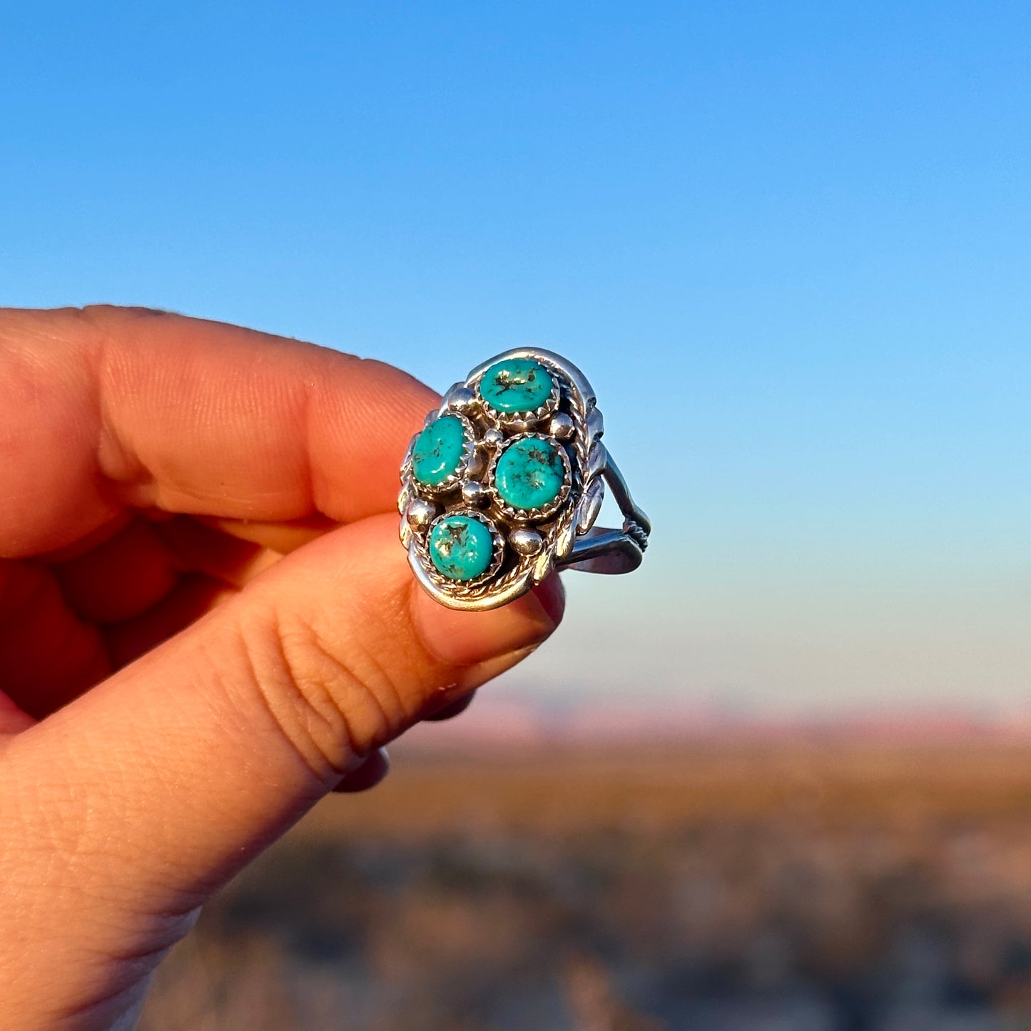 13. Size 7.5 Turquoise Cluster ring