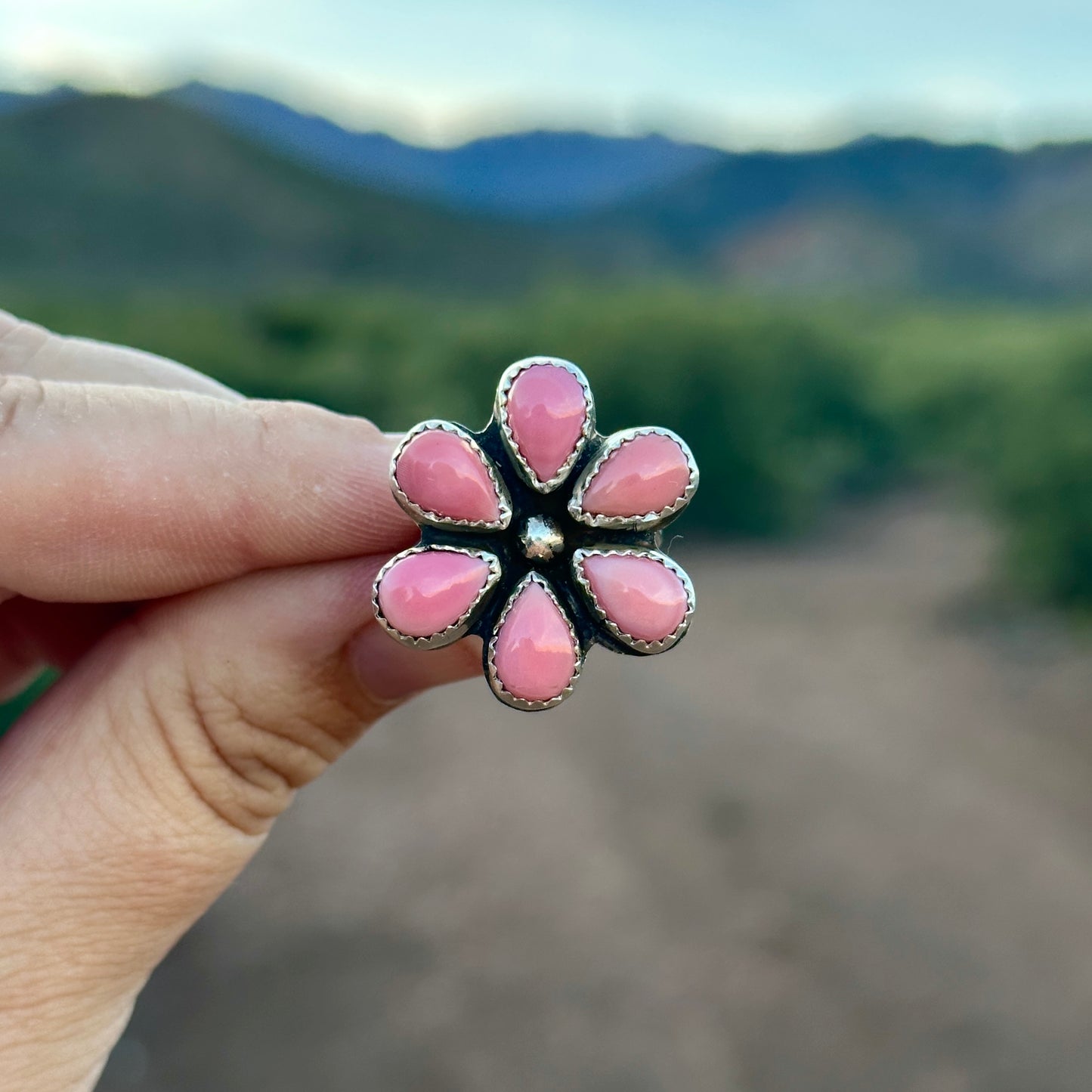 177. Pink Conch Size 7 Ring