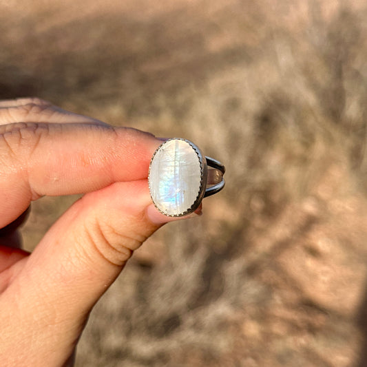 E4. Size 5 Moonstone