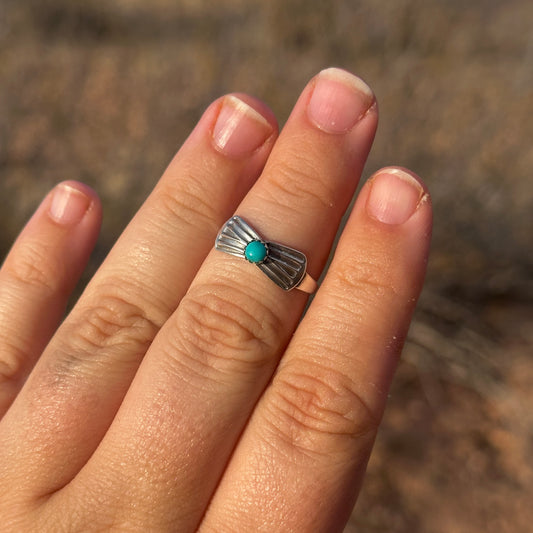 E10. Size 8.5 Turquoise