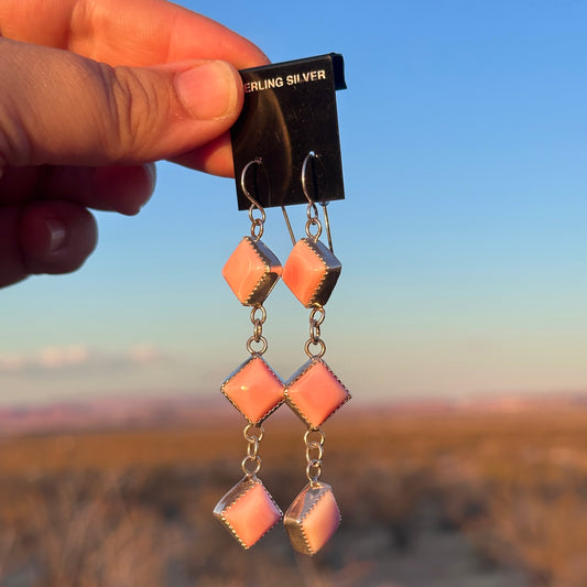 187. Pink Conch Shell Dangle Earrings