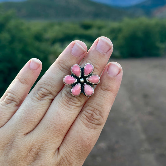 177. Pink Conch Size 7 Ring