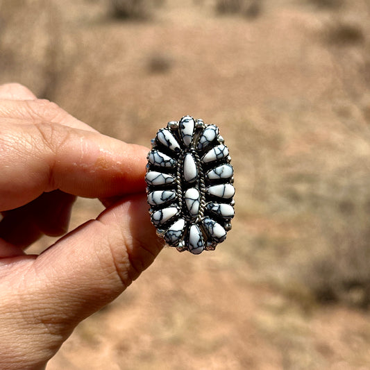 A5 Size 6 Howlite