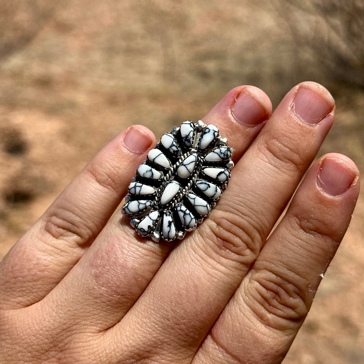 A5 Size 6 Howlite